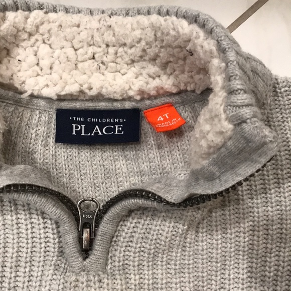 Boys winter sweater - Picture 2 of 4